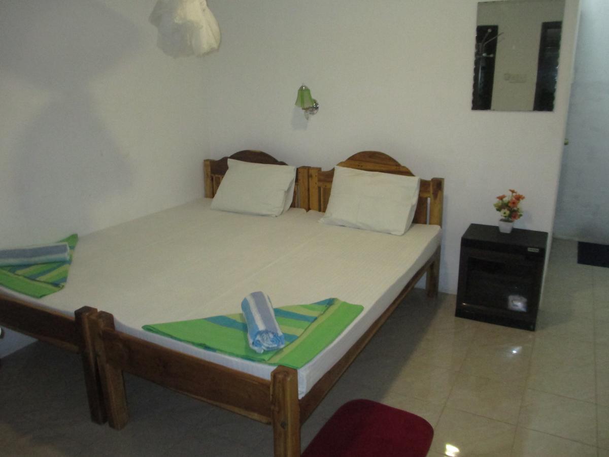 Uppuveli Beach House Trincomalee Luaran gambar