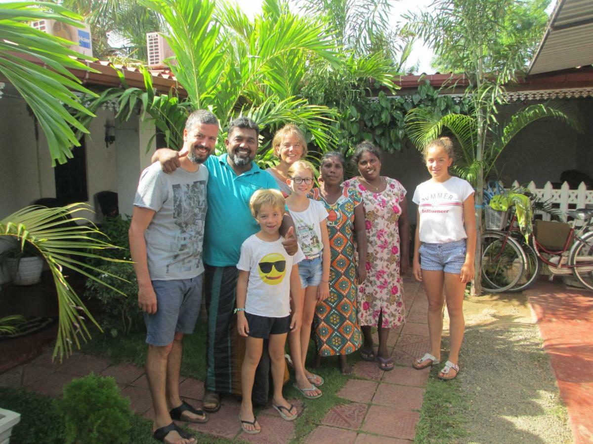 Uppuveli Beach House Trincomalee Luaran gambar
